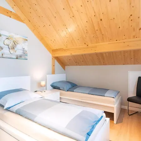 Tatil Evi Haus Am Yachthafen Karlshagen