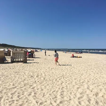 Hébergement de vacances Grosses Luxusferienhaus Mit Whirlpool *